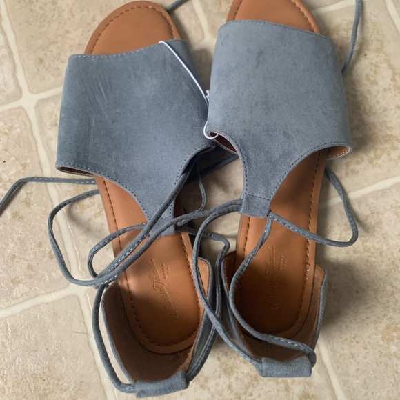 Universal thread baby blue sandals - Picture 5 of 6